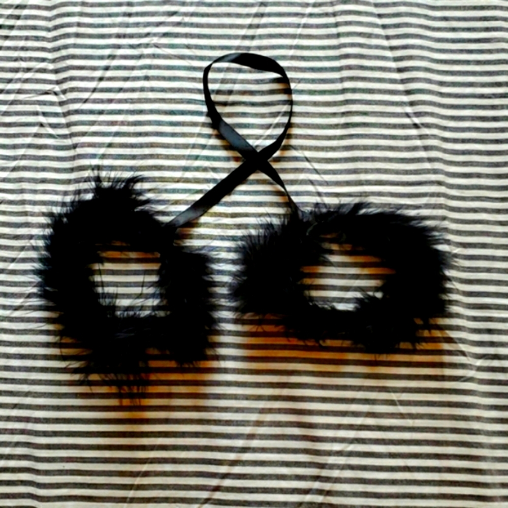 Sexy black handcuffs 💙